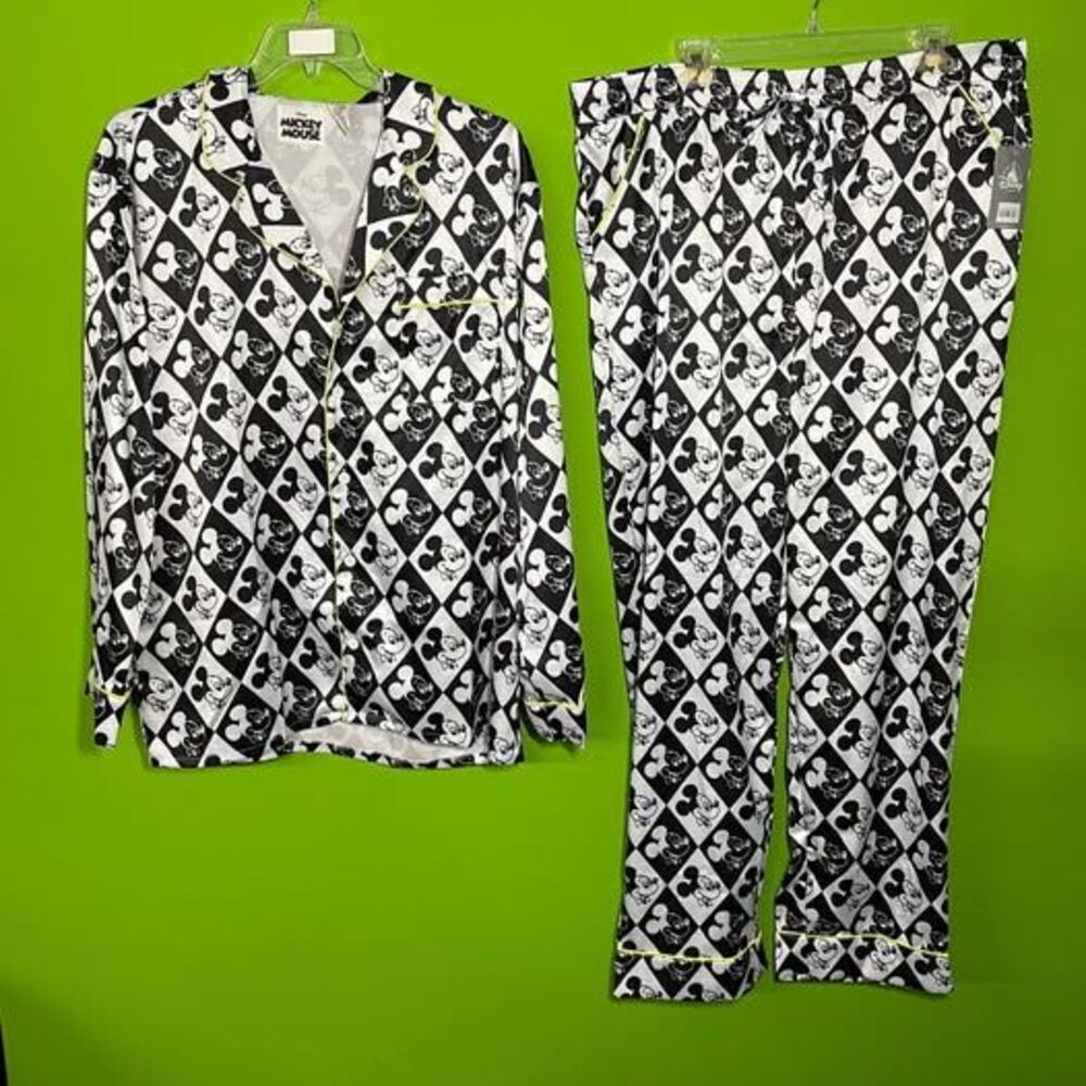 Disney Mickey Mouse Pajama Set Large